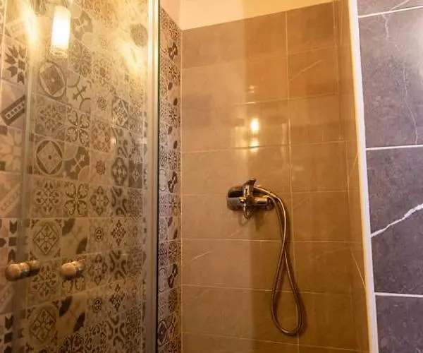 Fotios Roof Апартаменты