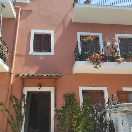 Apartment Fotios Roof